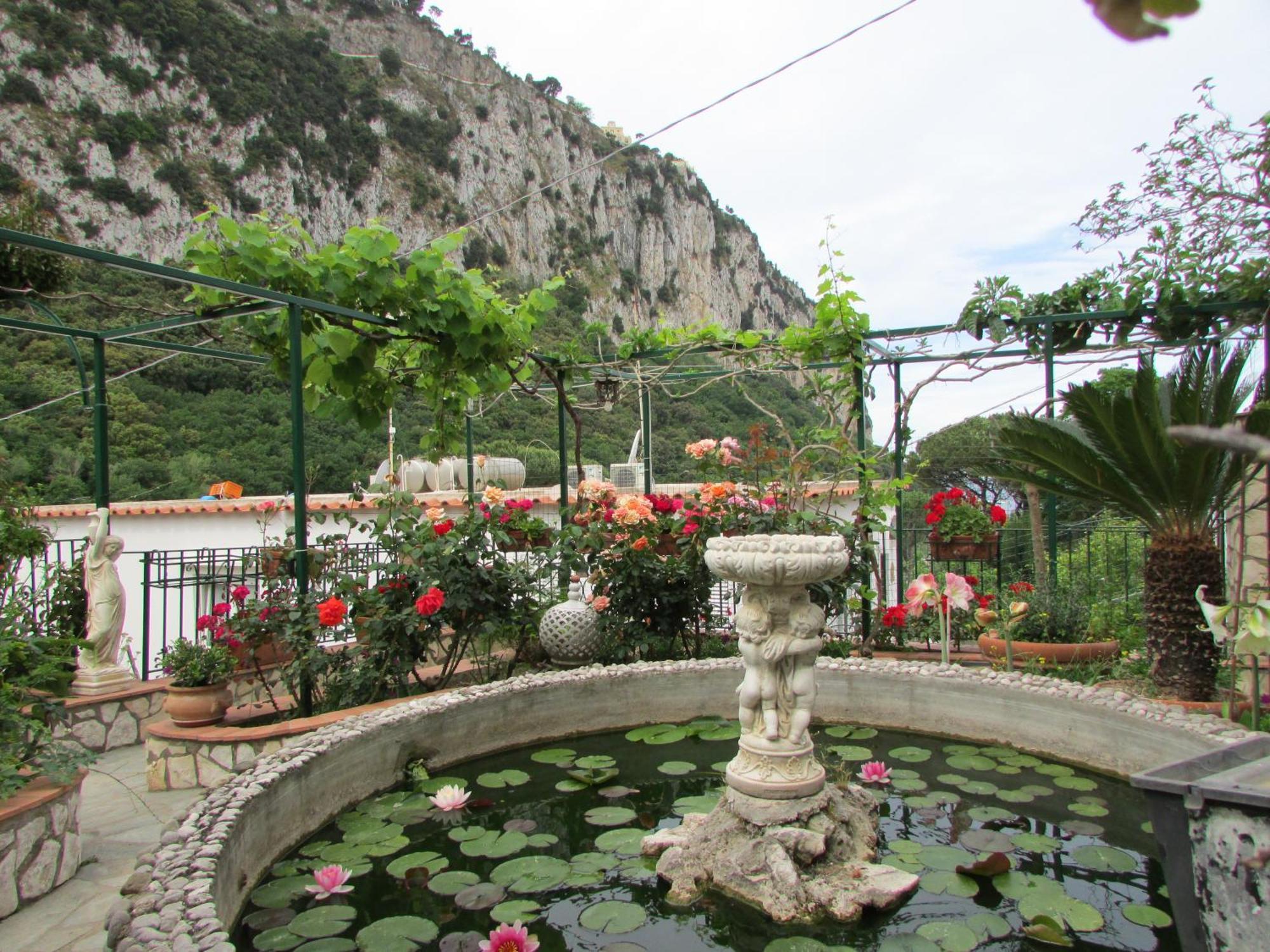 B&B Palazzo A Mare Capri Exterior photo